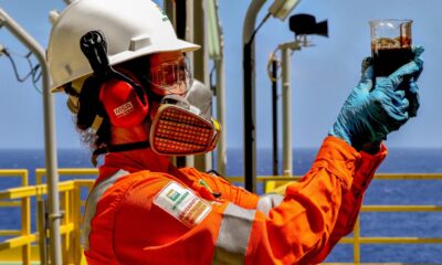 Segmento de petróleo e gás no ES concentra a 2ª maior média salarial do país