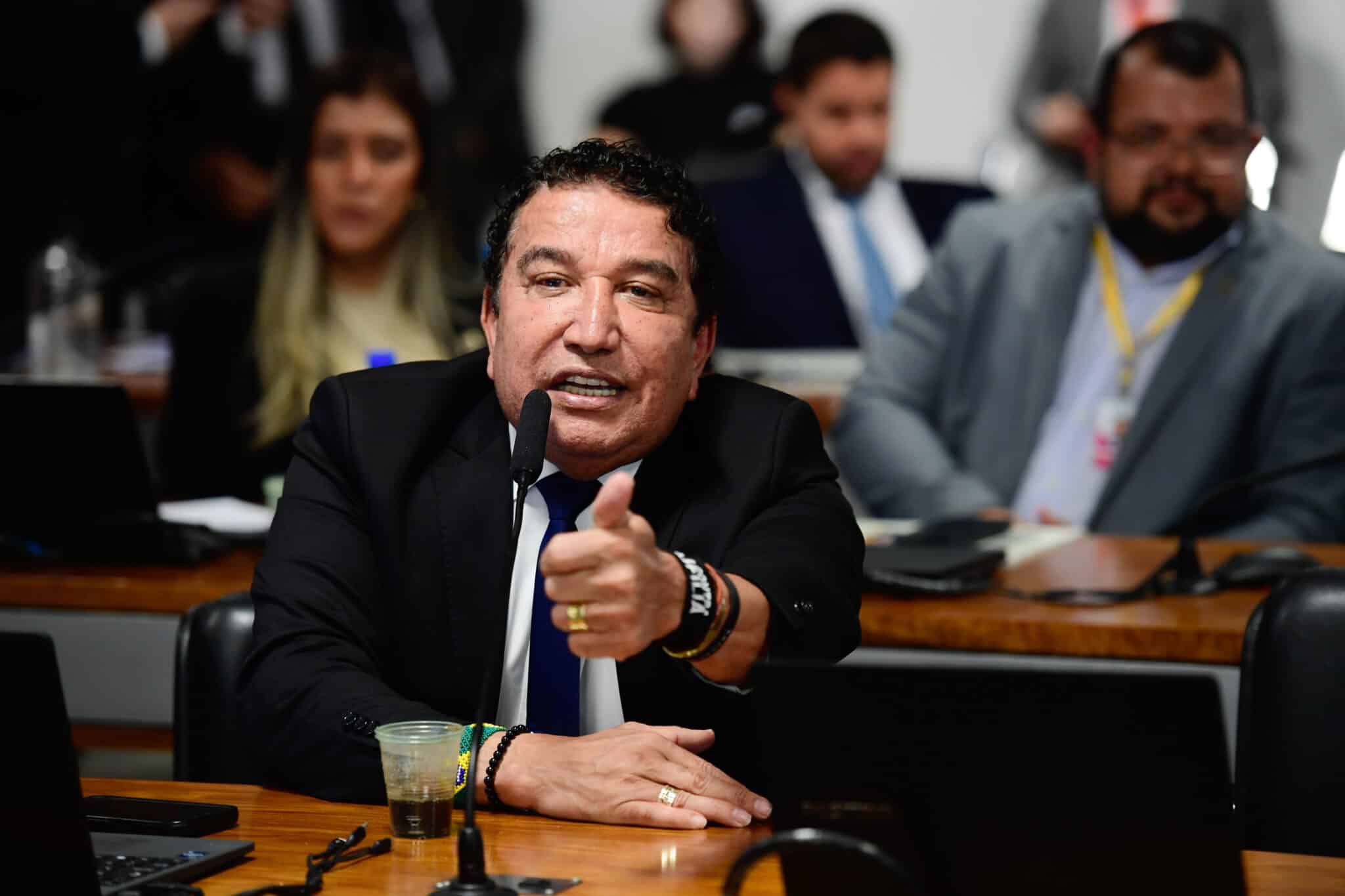 Magno Malta diz que pode se candidatar a governador do ES