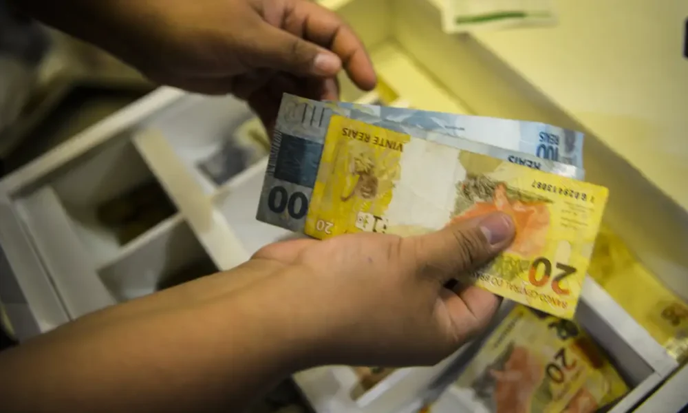 dinheiro-esquecido-no-banco