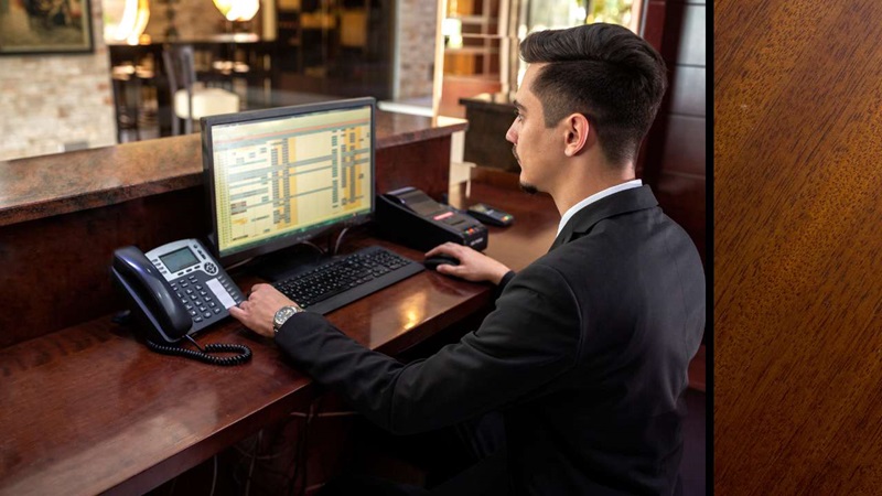 Escola divulga vaga de emprego para Segurança/Porteiro