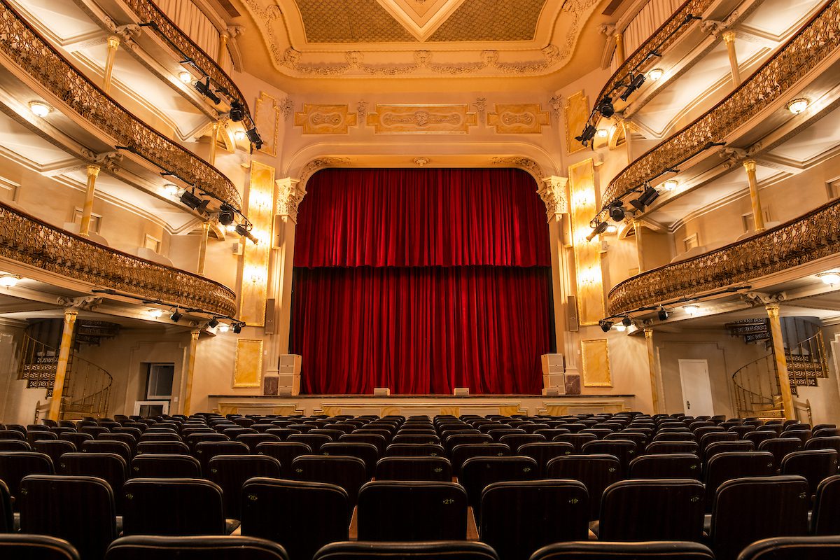 Reabertura do Carlos Gomes reacende debate sobre gestão da cultura no Estado