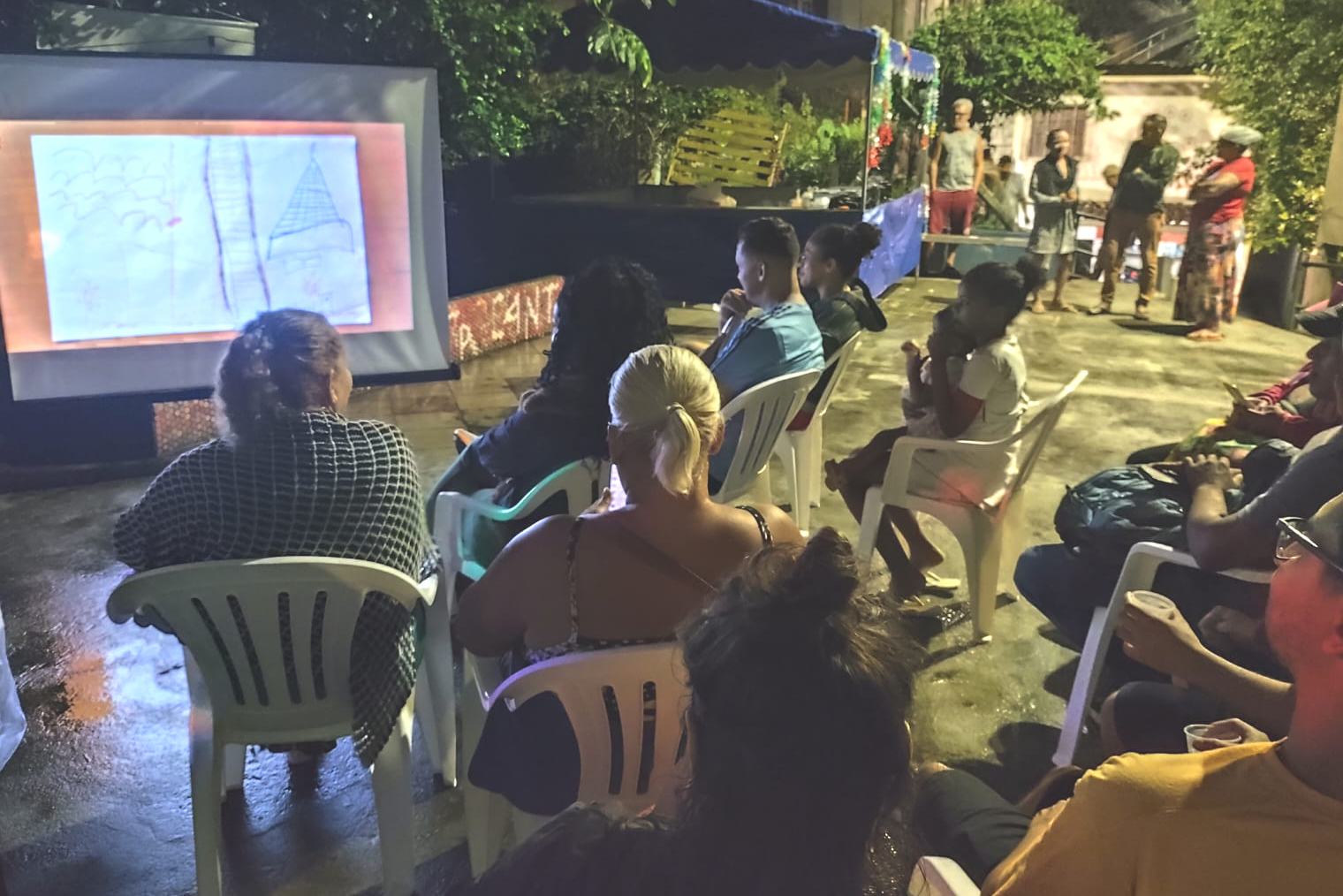 Cineclube El Caracol seleciona filmes para temporada Cine Callejero 2026