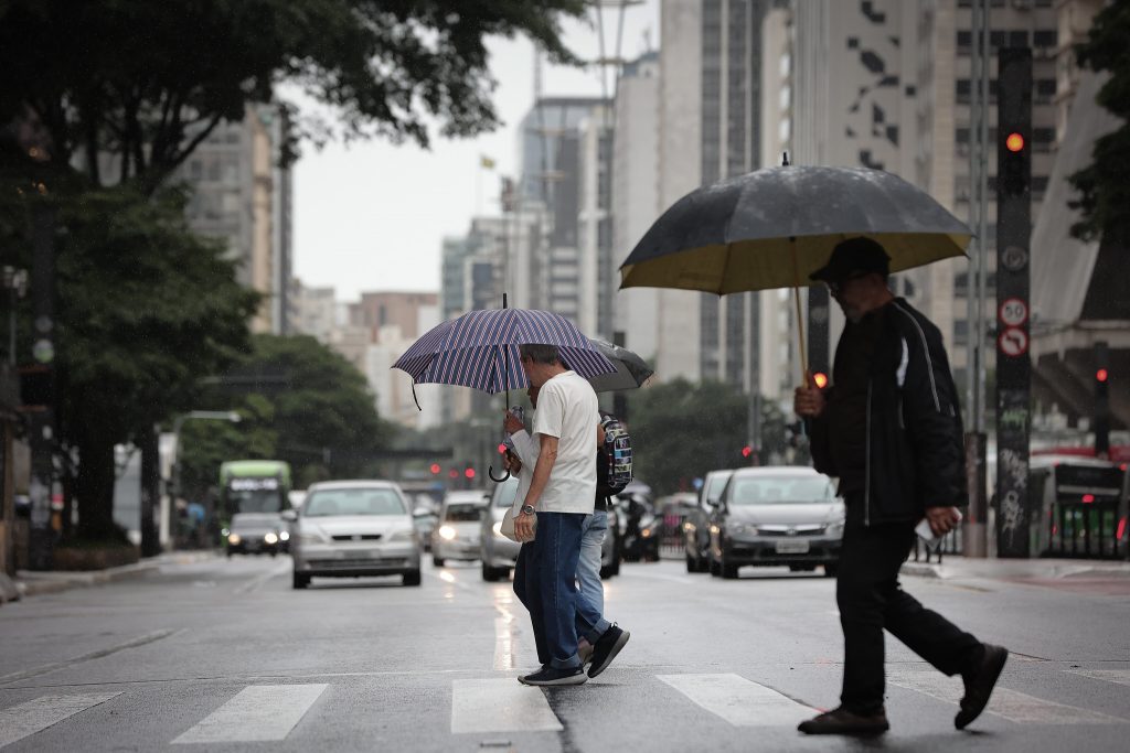 Defesa Civil de São Paulo aponta dias de calor e pancadas isoladas de chuva entre terça (6) e quinta-feira (8)