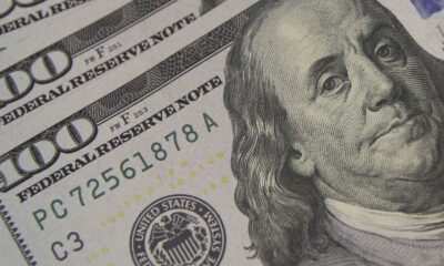 Dólar cai para R$ 5,19 e continua no menor valor em 20 meses