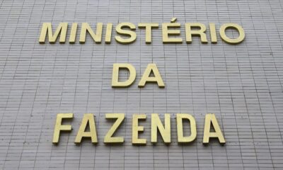 Fazenda comemora IPCA de 4,26% e projeta menor inflação do Plano Real