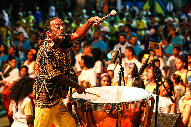 Festival de percussão homenageia Naná Vasconcelos no Cais das Artes