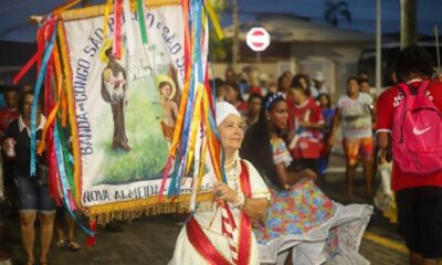 Nova Almeida celebra Folia de Reis com shows nacionais