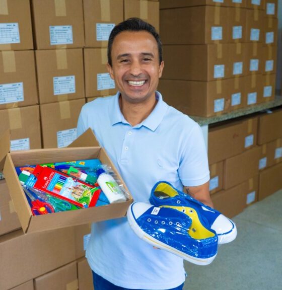 Prefeitura de Linhares vai entregar mais de 19 mil pares de tênis para estudantes dos ensinos Fundamental I e II