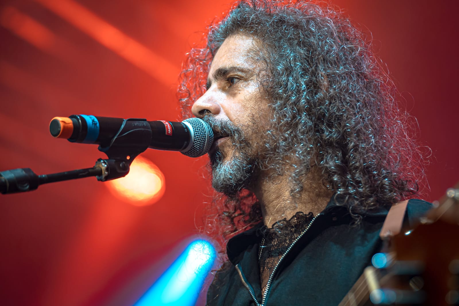 Sandrera une música e literatura no Prosas Literárias