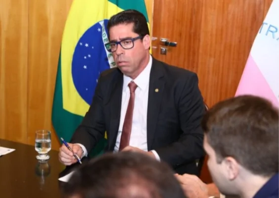 Garotinho envolve Marcelo Santos em denúncia e presidente da Ales responde: “que ele prove”