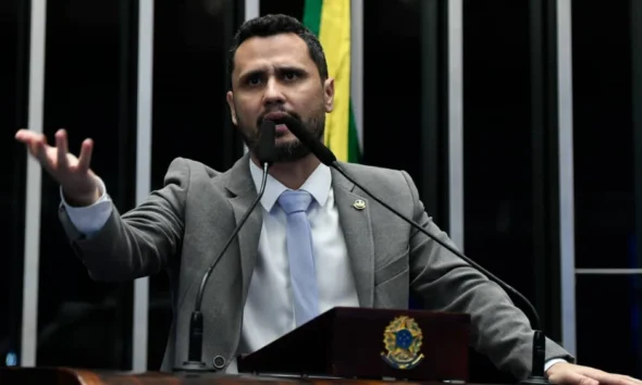 Cleitinho lidera cenário para o governo de MG, aponta pesquisa Real Time Big Data