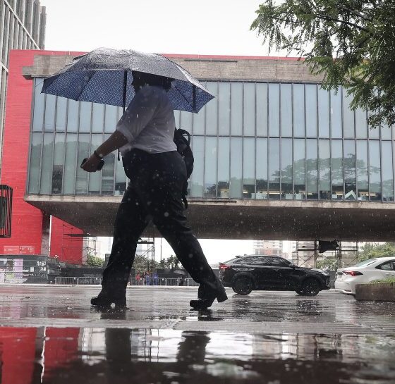 Defesa Civil do Estado alerta para risco de chuvas fortes e persistentes em São Paulo