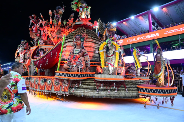 MUG é a grande campeã do Carnaval capixaba 2026