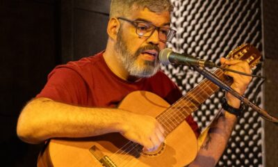 Marcos Monteiro faz apresentação musical no encerramento do Cineclube Águas