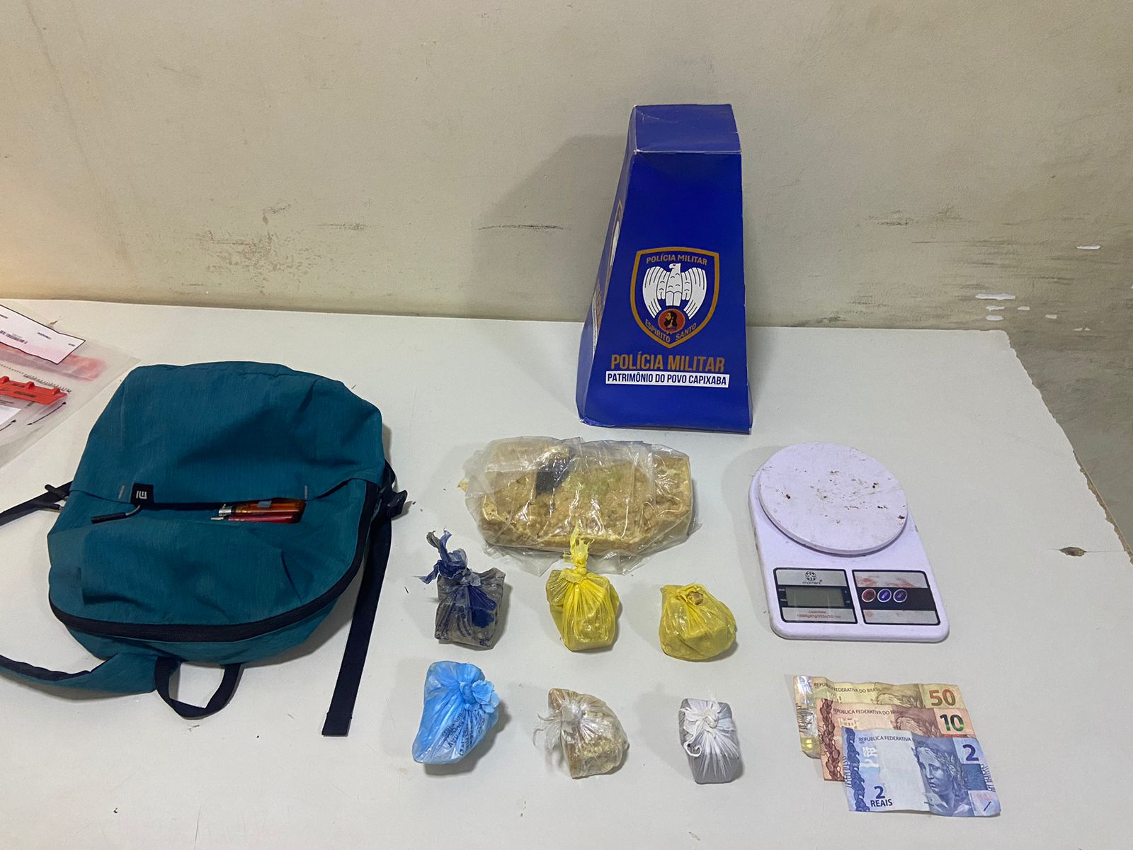 PRISÕES E APREENSÕES DE ENTORPECENTES EM GUARAPARI