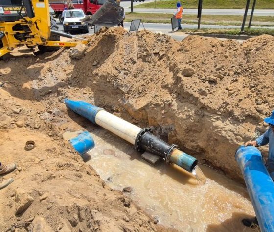 Saae instala 4ª bomba para aumentar pressão da água nos bairros da região 5, como Canivete e Planalto