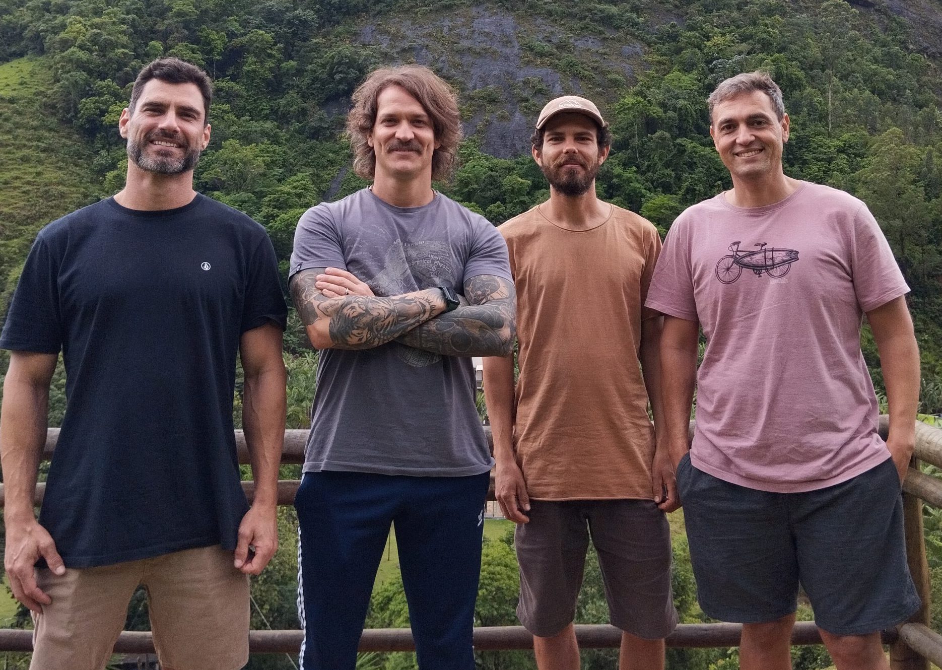 Após 24 anos, banda capixaba AUDIO retorna com “Água e Fogo”