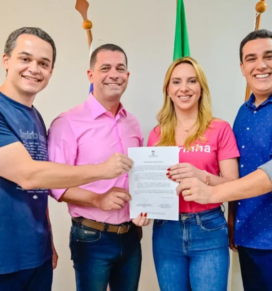 Posse da Cris 1000x666