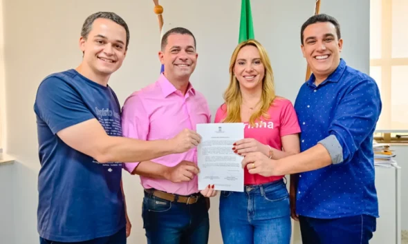 Posse da Cris 1000x666